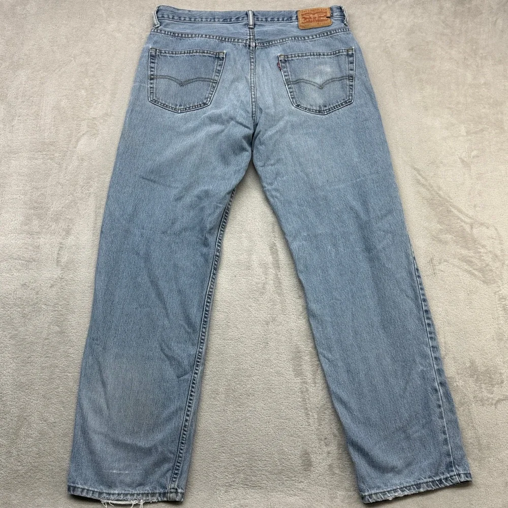 Levi's 550 Relaxed Fit Jeans Mens 36x34 Light Wash Blue Denim Tapered Leg Baggy